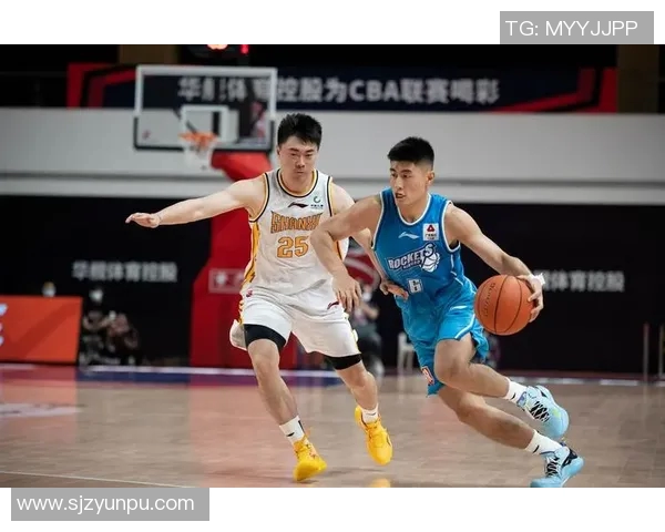 篮球明星精彩瞬间集锦视频带你领略赛场风云与激情四溢的篮球魅力